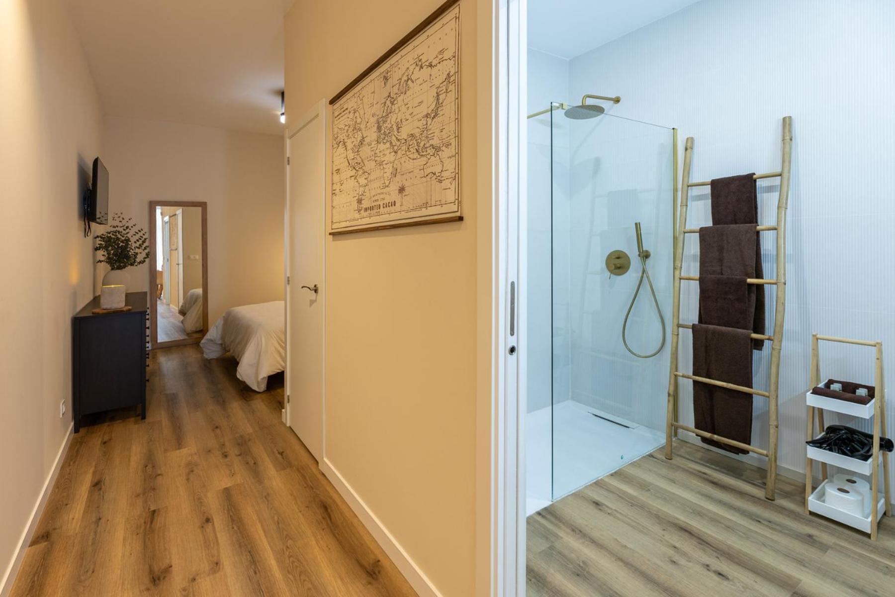 Pivote Flats - Marina B