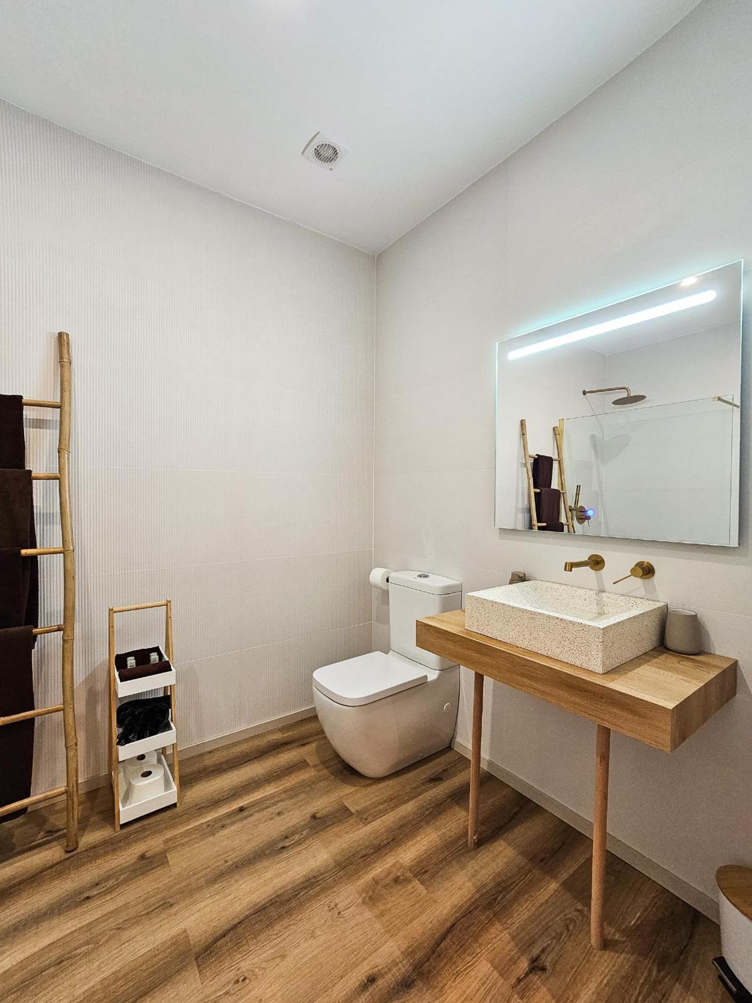 Pivote Flats - Marina B Valencia