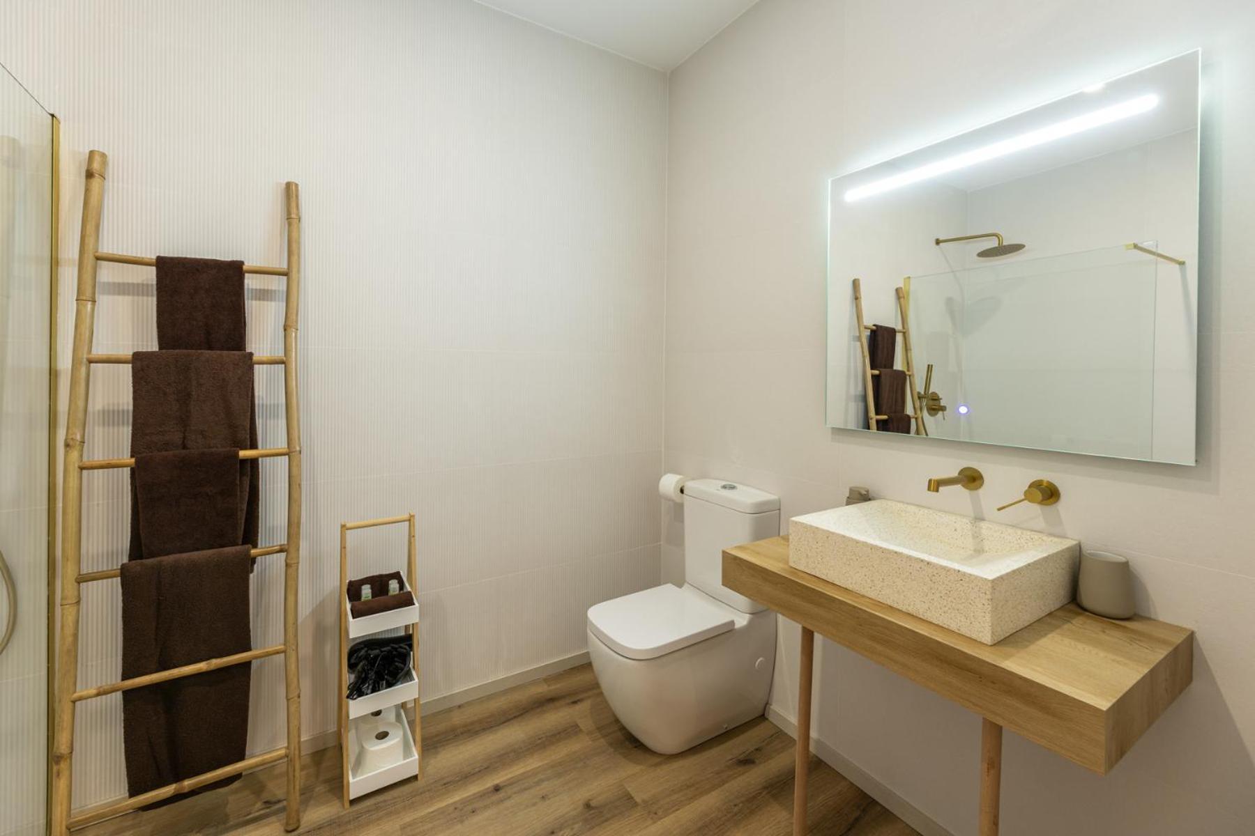 Pivote Flats - Marina B