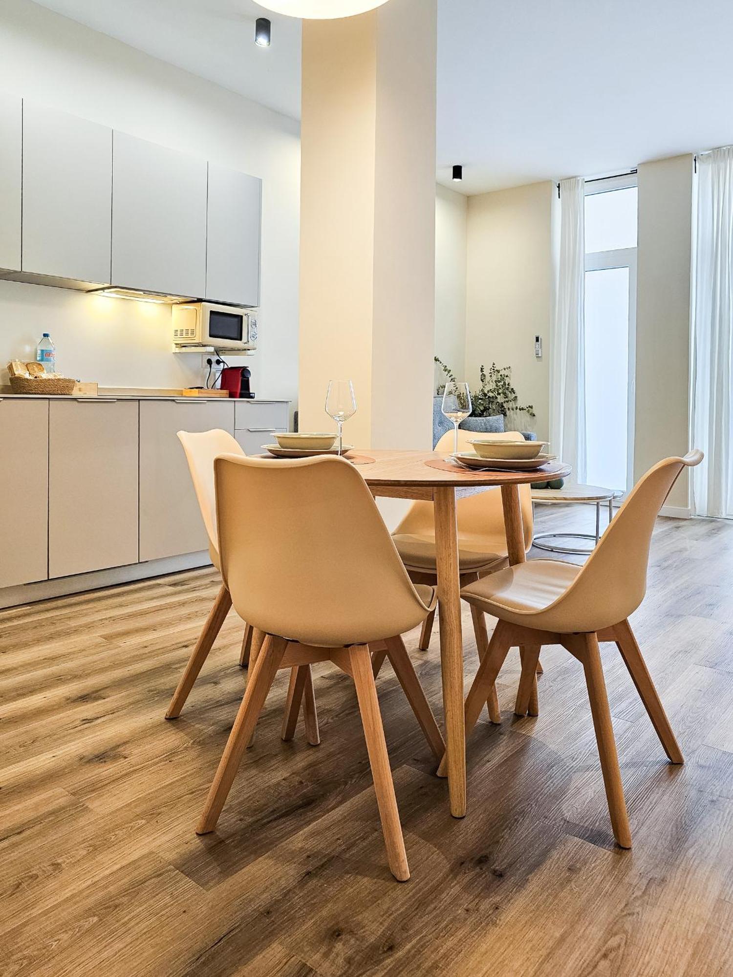 Pivote Flats - Marina B Appartamento Valenza